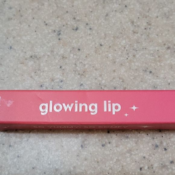 COLOURPOP GLOWING LIP - Picture 4 of 6